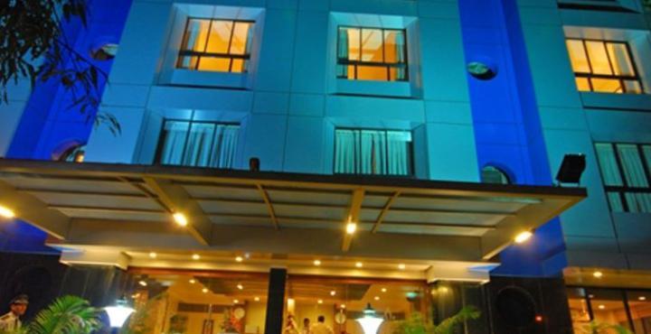 Hotel Park Central Koregaon Park Poona Buitenkant foto
