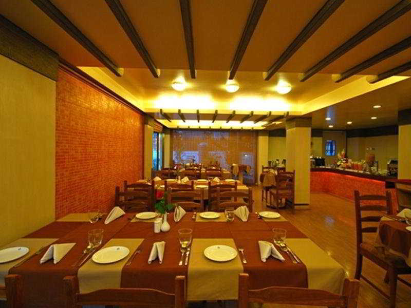 Hotel Park Central Koregaon Park Poona Buitenkant foto