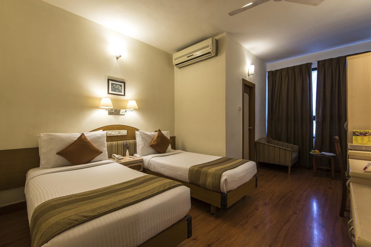 Hotel Park Central Koregaon Park Poona Buitenkant foto